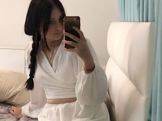 cam girl playing with dildo MaidaCounsell