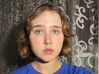 naked girl with cam masturbating MariaSavastru