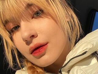 fingering camgirl MarianaMeola