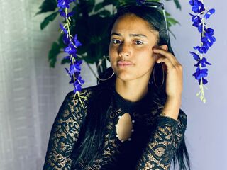 fingering cam girl MarilynCarter