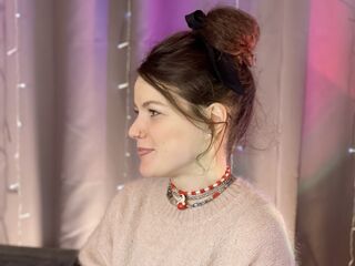 closeup cam MarlaBri