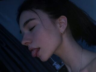 hot cam girl spreading pussy MelbaStraub