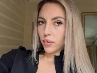 chatrubate cam girl picture MelisaDee