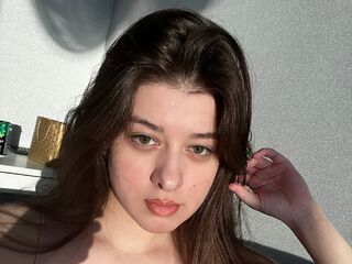camwhore shaved pussy MiaShandri
