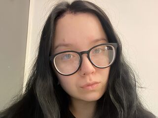 fingering girl chatroom MiaWallees