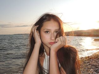 naked cam girl gallery MickiTreml