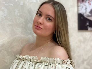 dirty cam show MilaCarters