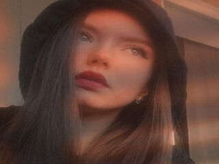 fingering girl chatroom MilaLyra