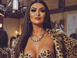 webcamgirl chat room MileenaSantoro