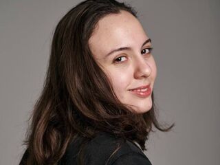 naked girl with webcam masturbating MonaStout