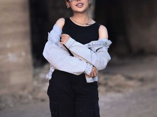girl cam sex NainaSingh