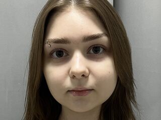 camwhore spreading pussy NataliCroft