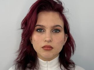 camgirl showing tits NiaBuckbee