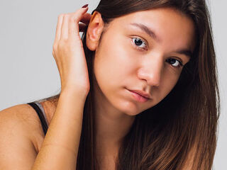 naked camgirl NoeliaZiler