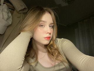 fingering camwhore NoelleJones
