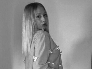 girl naked RicardaBlechman