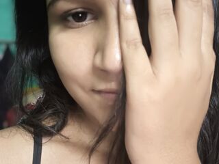 hot girl cam RinnyDubey