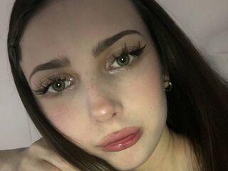 masturbating camgirl RivaWhittall