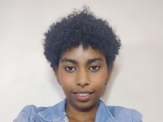 cam girl masturbating with vibrator RosiaRozia
