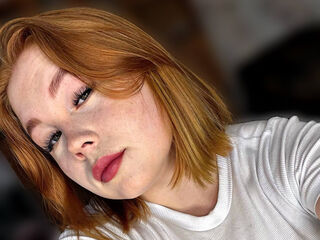 naked cam girl picture SallyJohnson