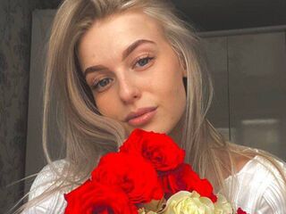 hot cam girl spreading pussy SamantaKittie