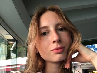 naked camgirl picture SaraHaite