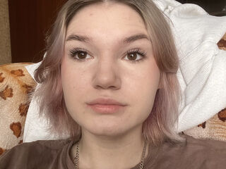 beautiful camgirl SaritaTobon
