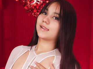 masturbating camgirl SeleneSkow