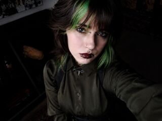 girl naked ShadowBelle