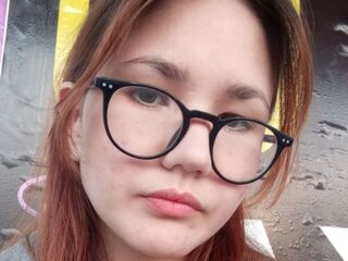 naked girl with live cam SilvanaTopps