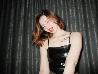 cam girl masturbating with sextoy SilverCarleton