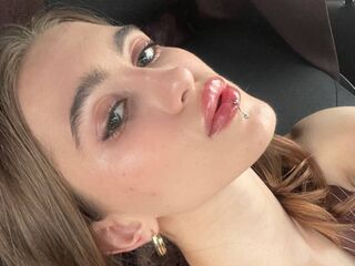 hot strip tease web cam SilviaCoey