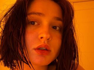 camslut masturbating SudieBattista