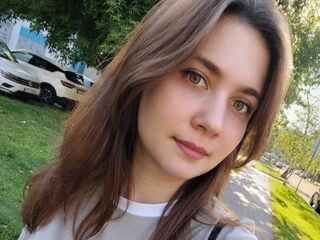 hot strip tease cam SweetyKi