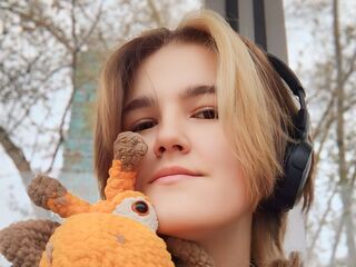 naked cam girl fingering pussy TanyaFornier