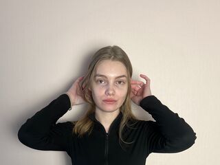 cybersex chat room ToccaraPikula