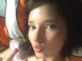 naked cam girl masturbating with sextoy TommieSanjuan
