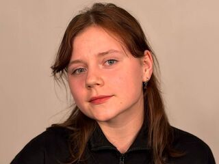 hardcore live show TonaBurgard