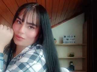 camwhore nude VanelopeBoun