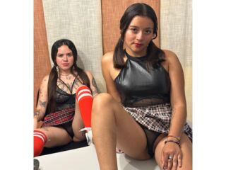 AlanaAndJuliette